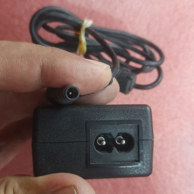 LG ACDC ADAPTER OUTPUT 19V DC 3.42 A