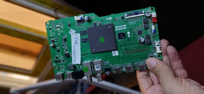 ⁦TOSHIBA 49US9500 T.MS6586.783 1MS586B2S2A⁩ - الصورة ⁦1⁩