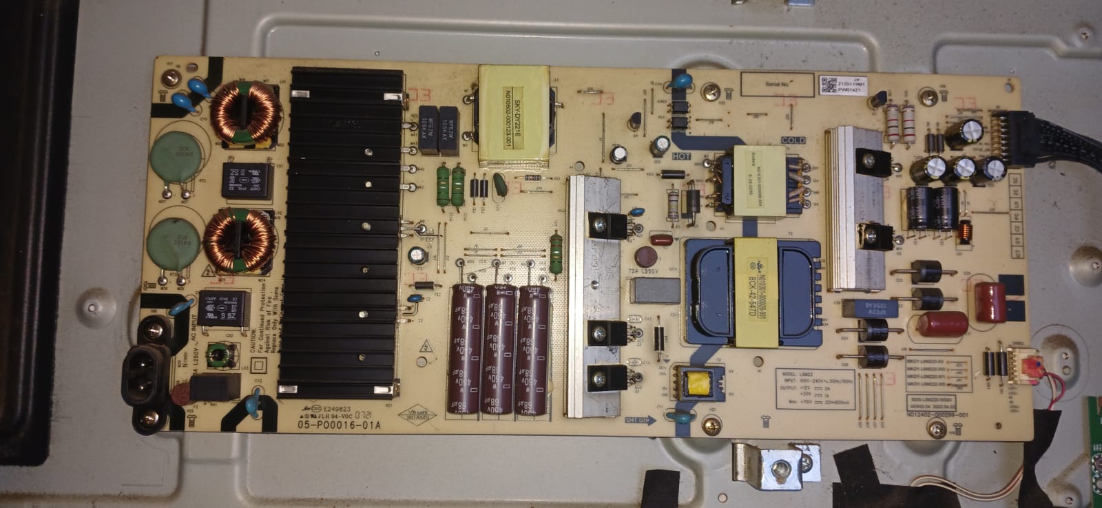 WhatsApp Image 2025-12-22 at 11.14.33 AM 5835-L6M220-W000 TORNADO 65UA1400E - الصورة 1