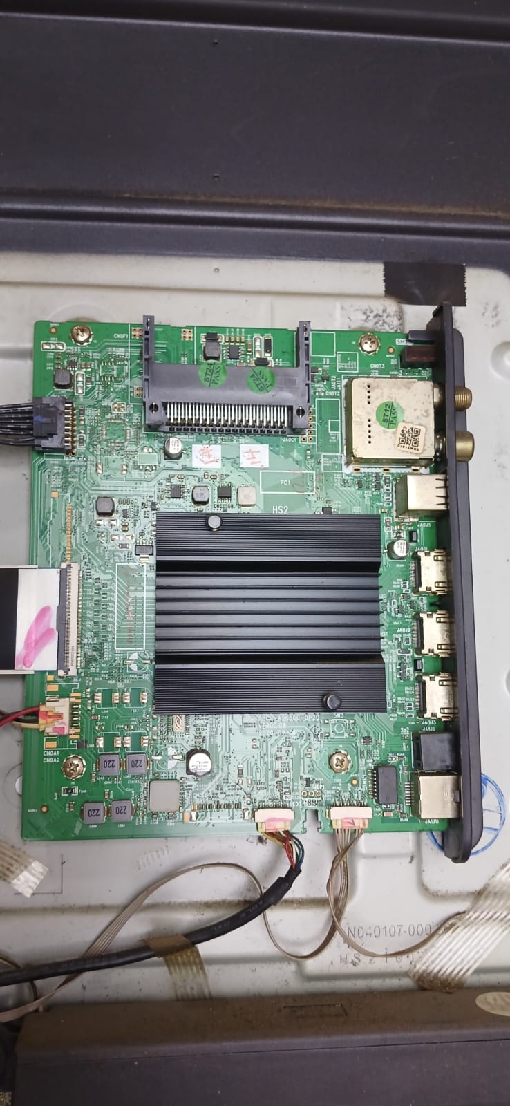 WhatsApp Image 2025-12-22 at 11.14.35 AM (1) بورده شاشه تورنيدو سمارت TORNADO 65UA1400E 58C0-A9K56G-0P20 - الصورة 1